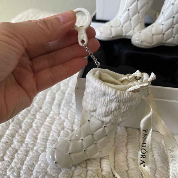 Pandora Ornament 2012 limited edition Christmas Stocking Boot - Picture 3 of 9